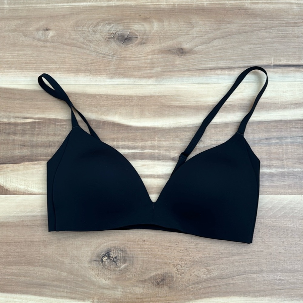Women’s Lululemon Take Shape Bra - black